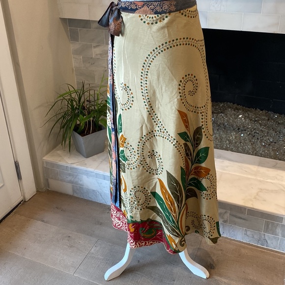 Unique Reversible Floral MIDI Wrap Skirt Size S/M - Picture 3 of 15